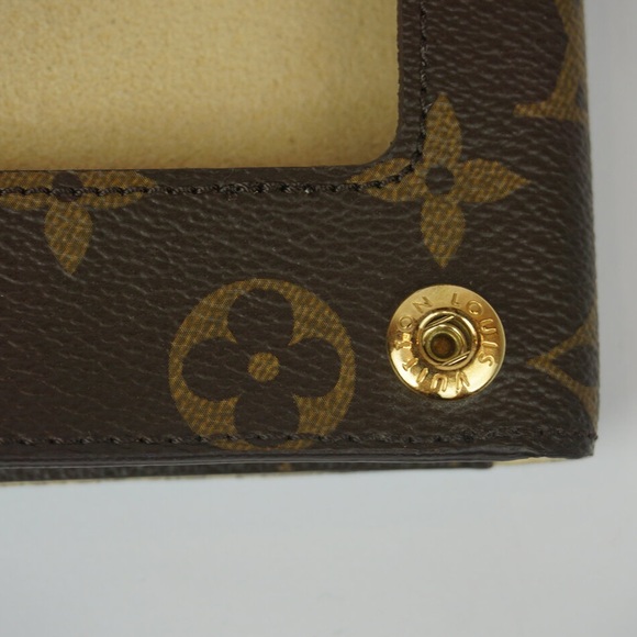 Louis Vuitton Monogram Foldable Ipad Tablet Case - Picture 10 of 16